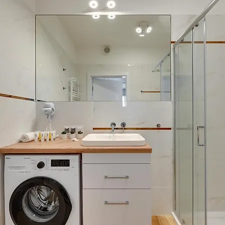 Triapart Walowa Harbor Apartment *